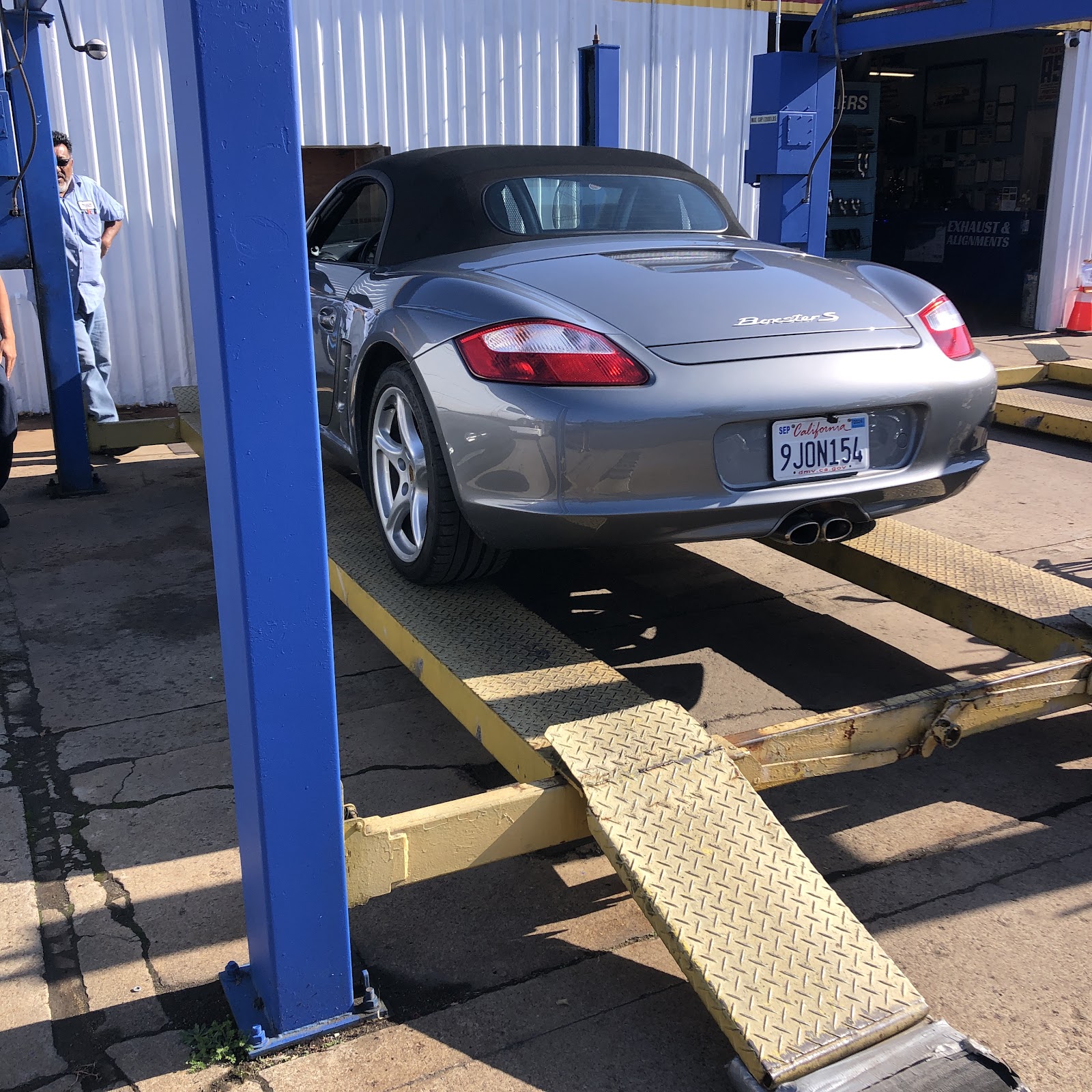 Porsche on a lift at Dualtone